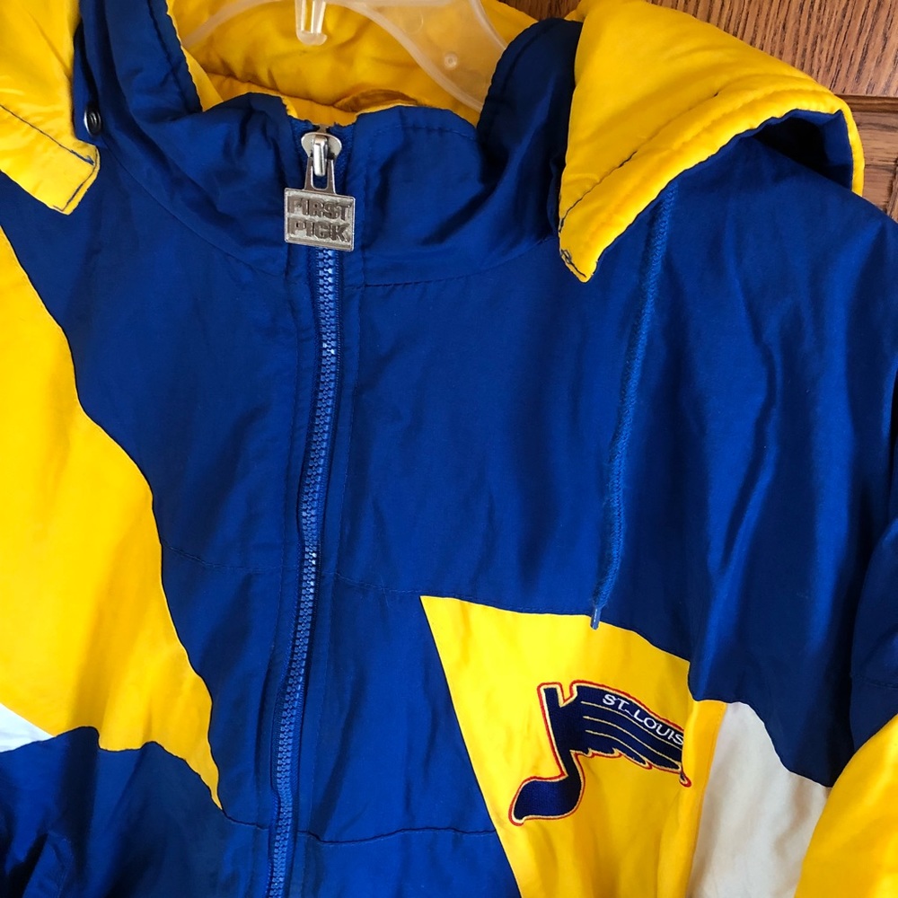 ❌SOLD St. Louis Blues Hockey Coat - Picture 2 of 4